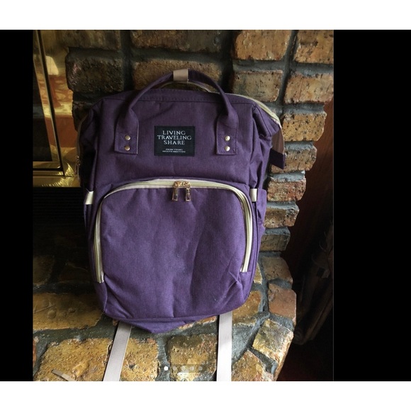 Living ,Traveling Share Backpack Like New - Picture 2 of 6